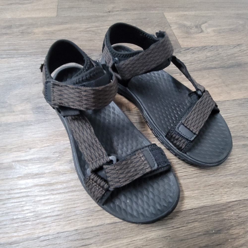 Skechers relaxed fit luxe foam black hiking sandals size men 7